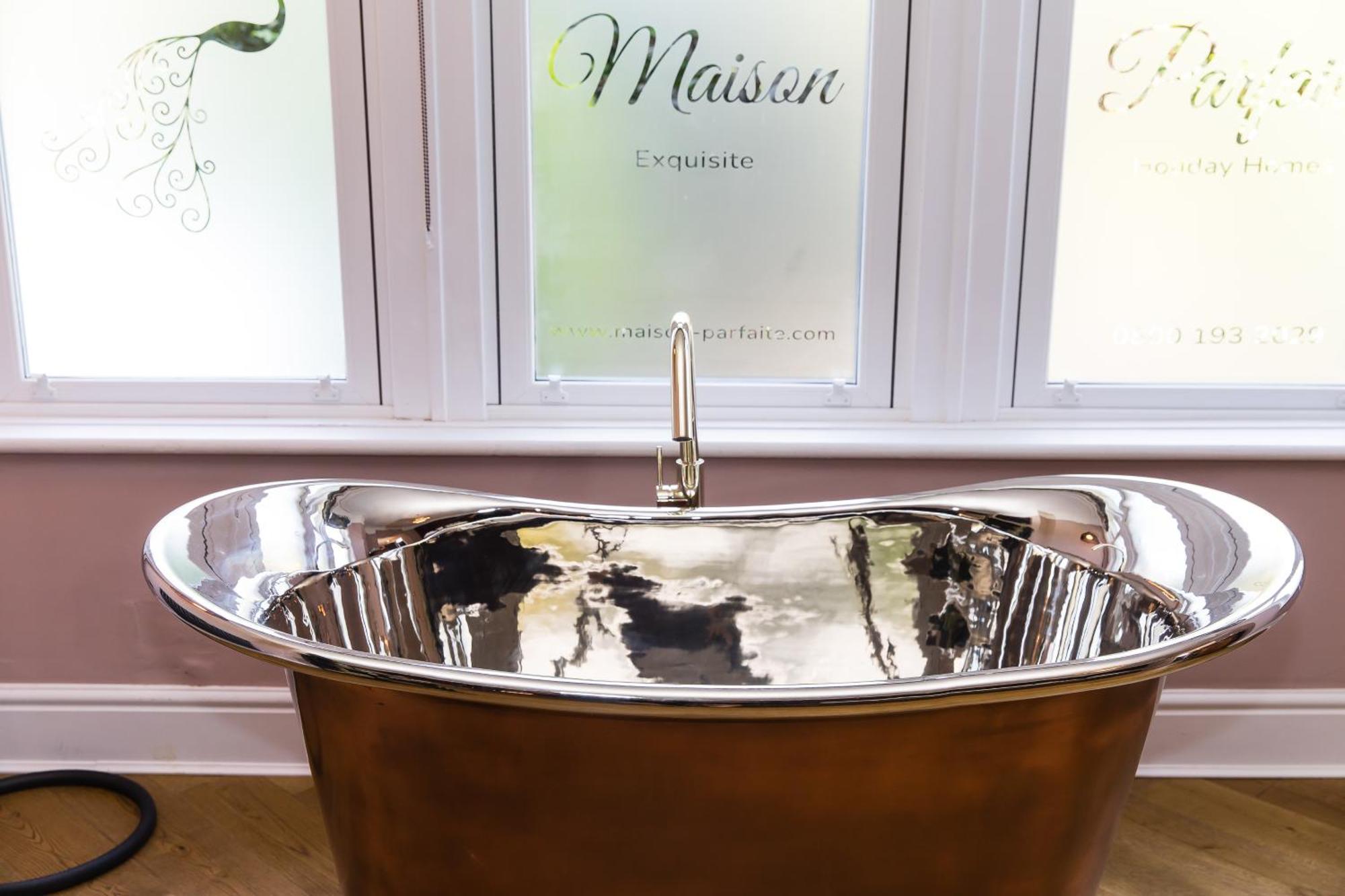 Dragon Villas By Maison Parfaite - Luxury Studios & Apartments - Harrogate Extérieur photo