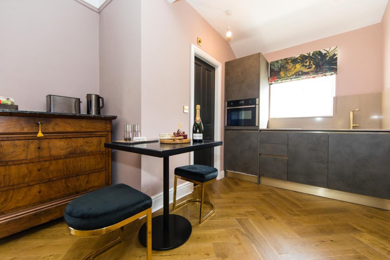 Dragon Villas By Maison Parfaite - Luxury Studios & Apartments - Harrogate Extérieur photo