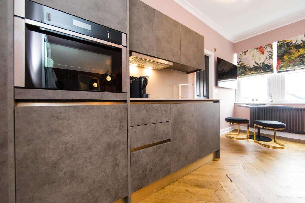 Dragon Villas By Maison Parfaite - Luxury Studios & Apartments - Harrogate Extérieur photo